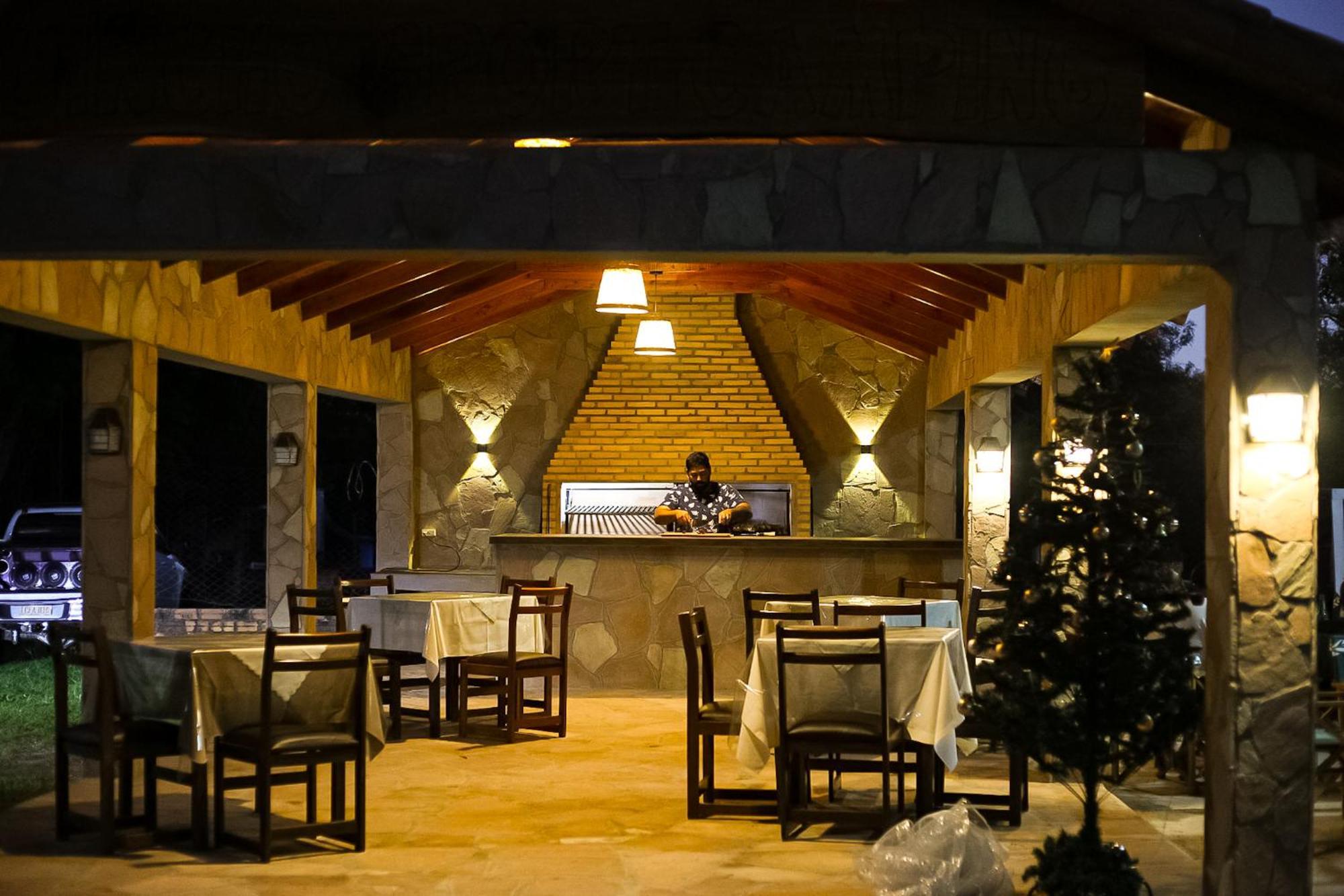 Hotel Sport Camping Индепенденсия Экстерьер фото